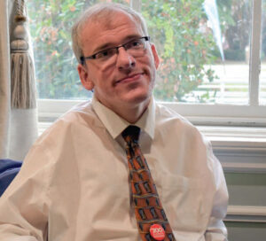 Photo of Dr. Eric Peebles